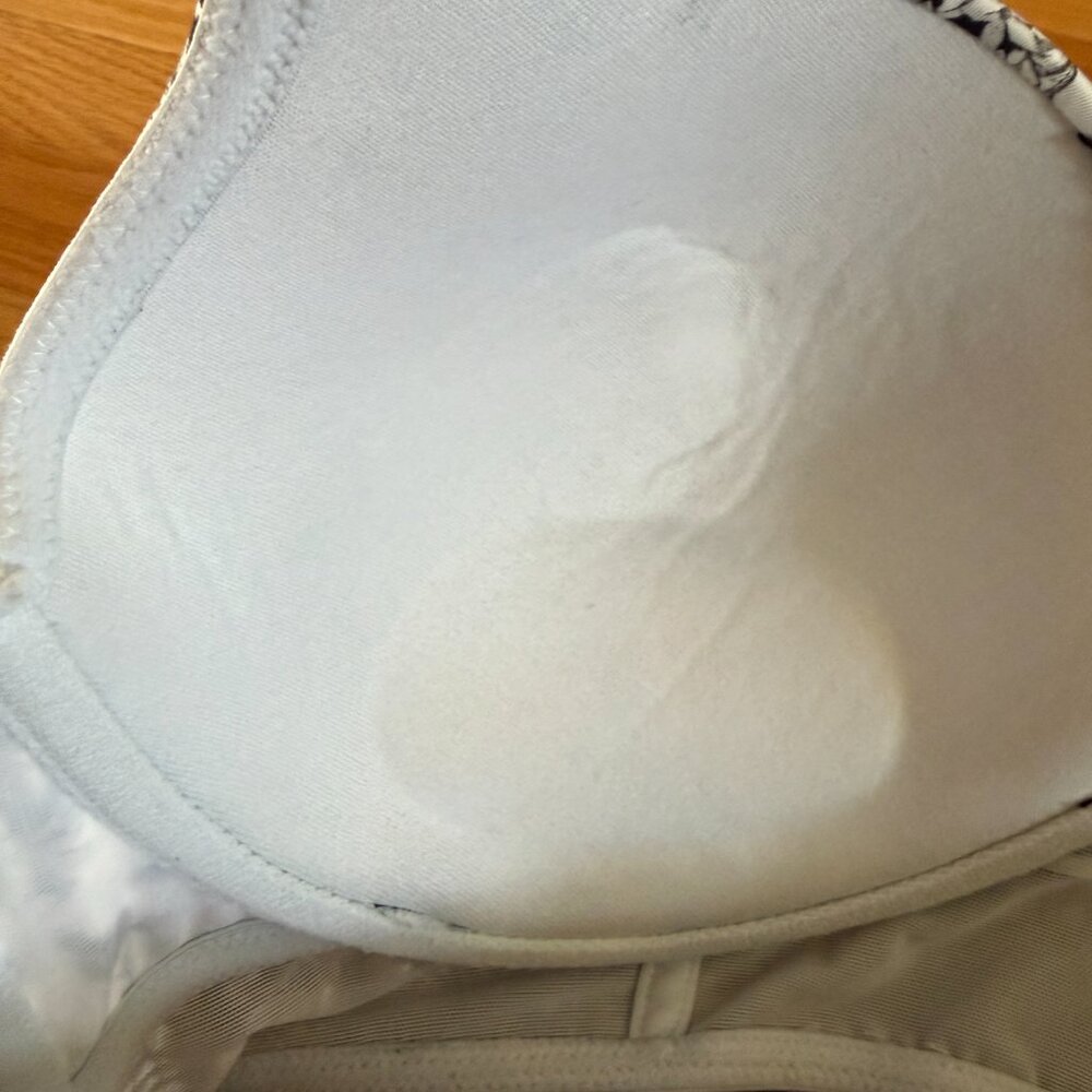 Cacique Black and White Boost Plunge Bra Size 40DD - Picture 12 of 12